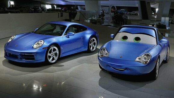 Porsche postavilo 911 inspirovanou animákem Auta. Jediný kus míří do aukce
