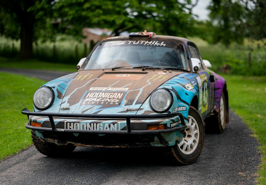 Porsche 911 SC Safari by Tuthill Porsche