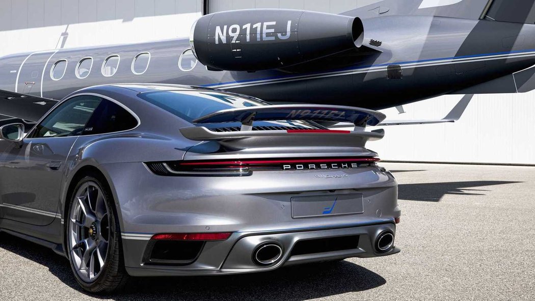 Porsche 911 Turbo Embraer