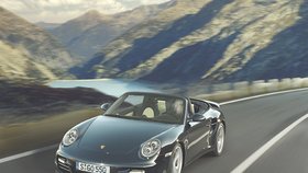 Porsche 911 Turbo S: Stovku za 3,3 sekundy