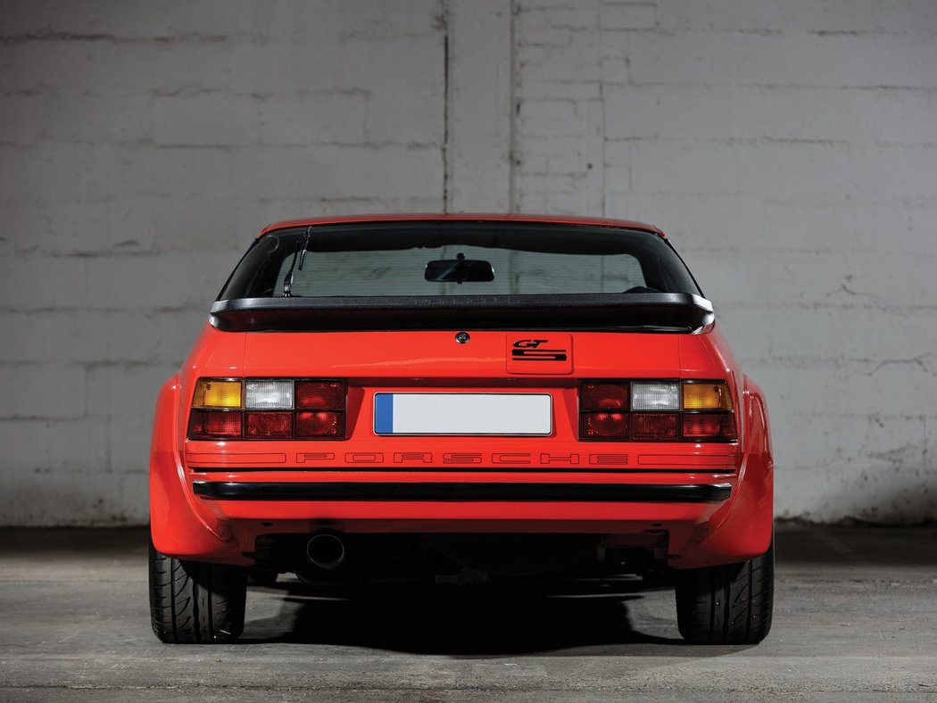 Porsche 924