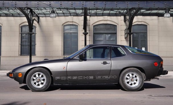 Porsche 924