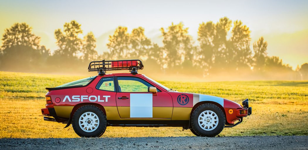 Porsche 924S Baja Rally Car