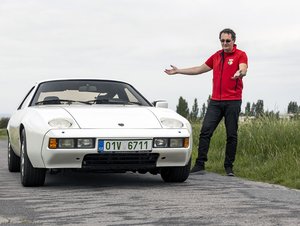 Martin Vaculík a ojeté Porsche 928 (1977 – 1995): Posel budoucnosti skončil v muzeu