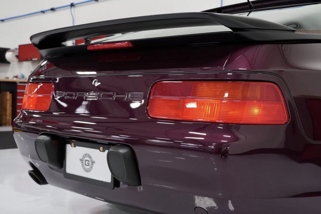 Porsche 968