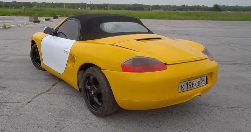 Rusové odstrojili starou Ladu a udělali z ní Porsche Boxster