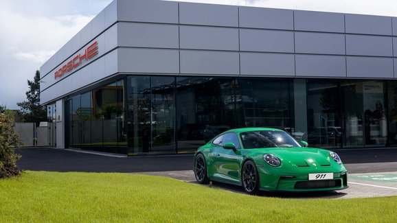 Porsche v Brně otevřelo nové moderní centrum. Na světě takových není moc