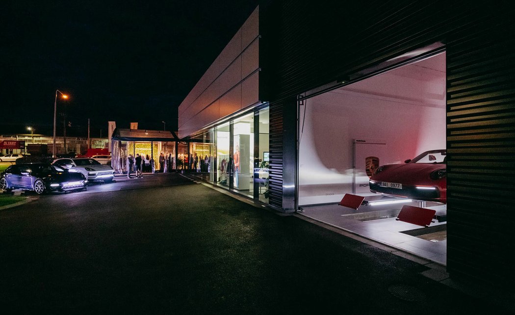 Porsche v&nbsp;Brně otevřelo nové moderní centrum