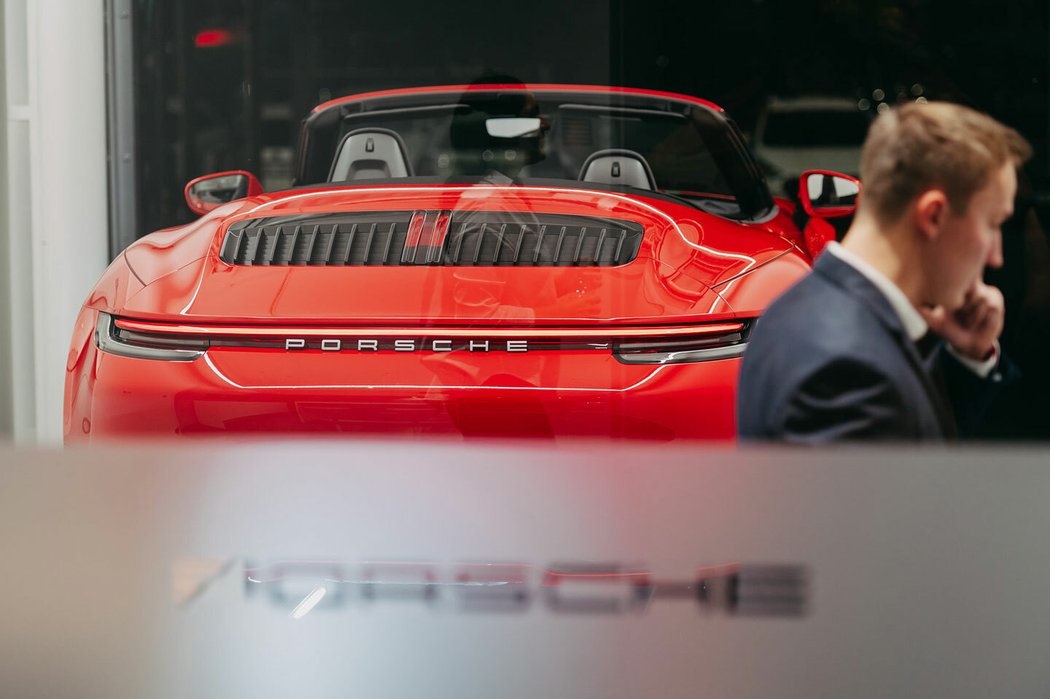 Porsche v Brně otevřelo nové moderní centrum