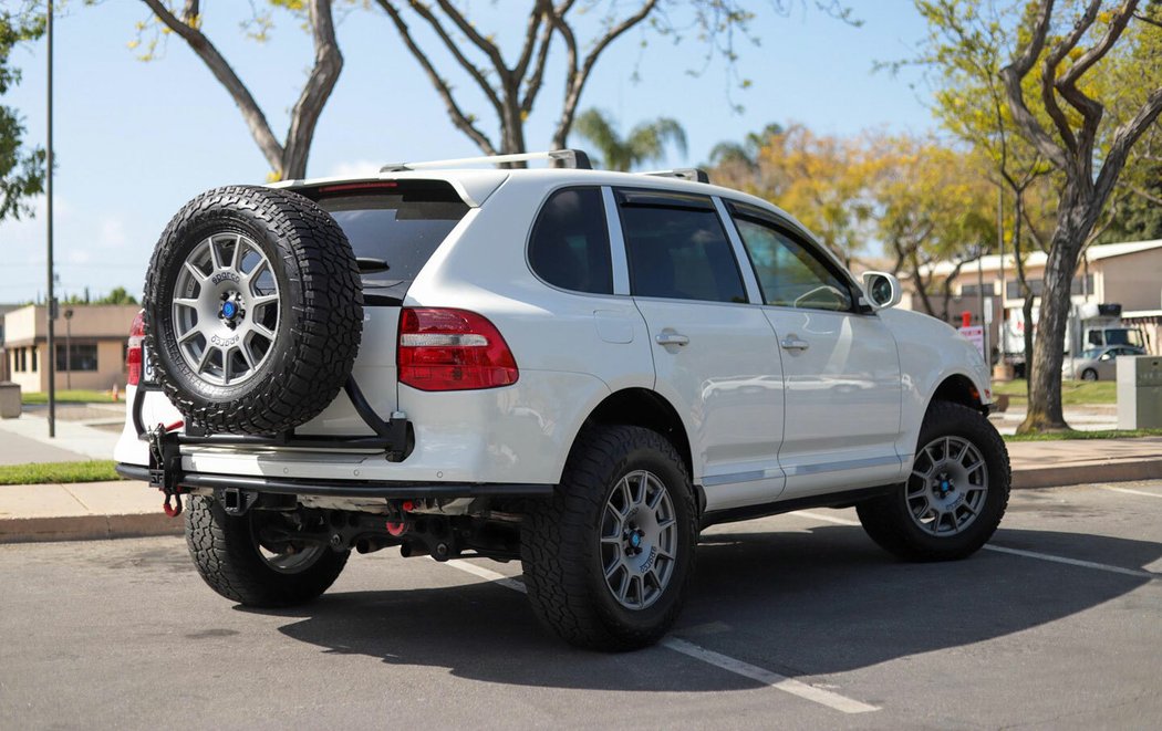 Porsche Cayenne S (2008)