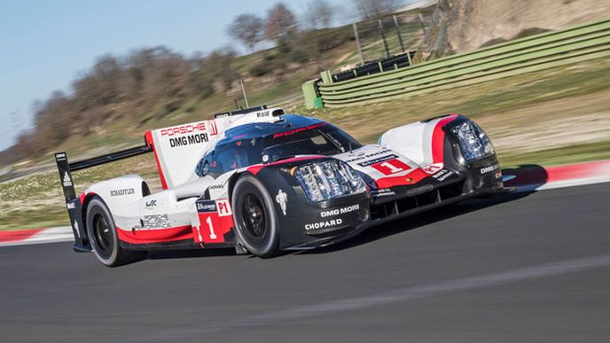 Závoďák Porsche je novým rekordmanem. Belgické Spa zvládl rychleji než F1 Závoďák Porsche je novým rekordmanem. Belgické Spa zvládl rychleji než F1