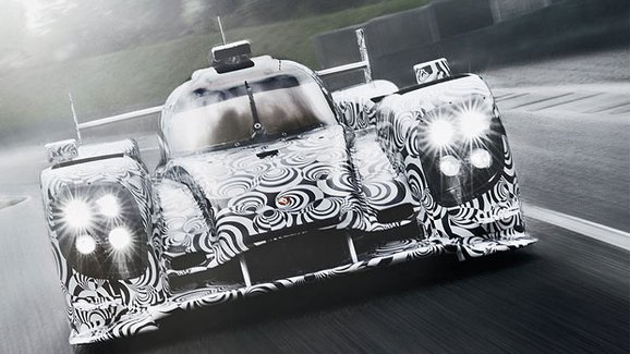 Prototyp Porsche pro Le Mans na dalších fotografiích