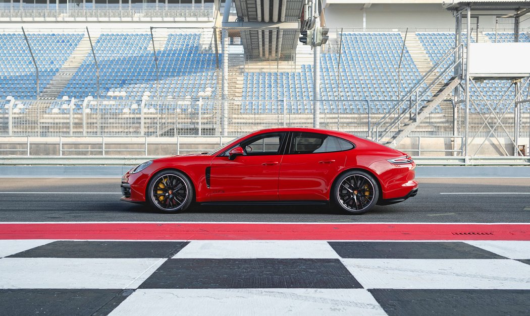 Porsche Panamera GTS