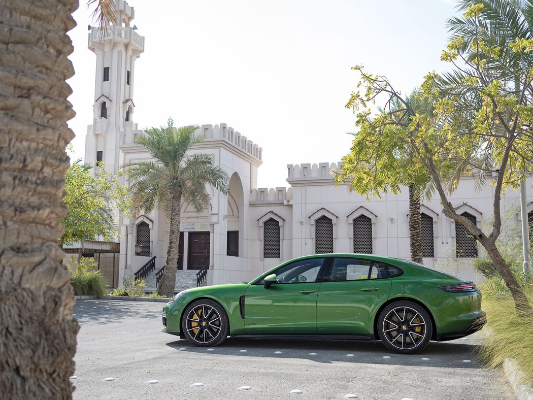 Porsche Panamera GTS