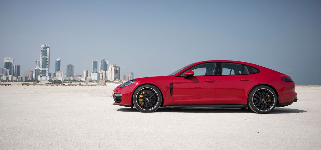 Porsche Panamera GTS