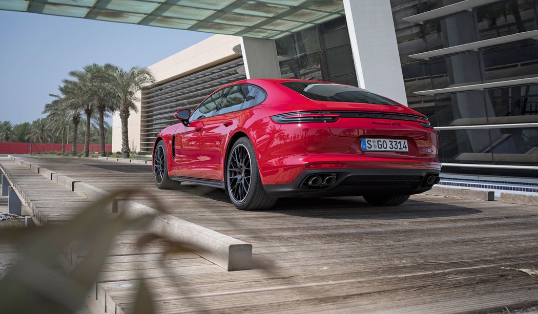 Porsche Panamera GTS