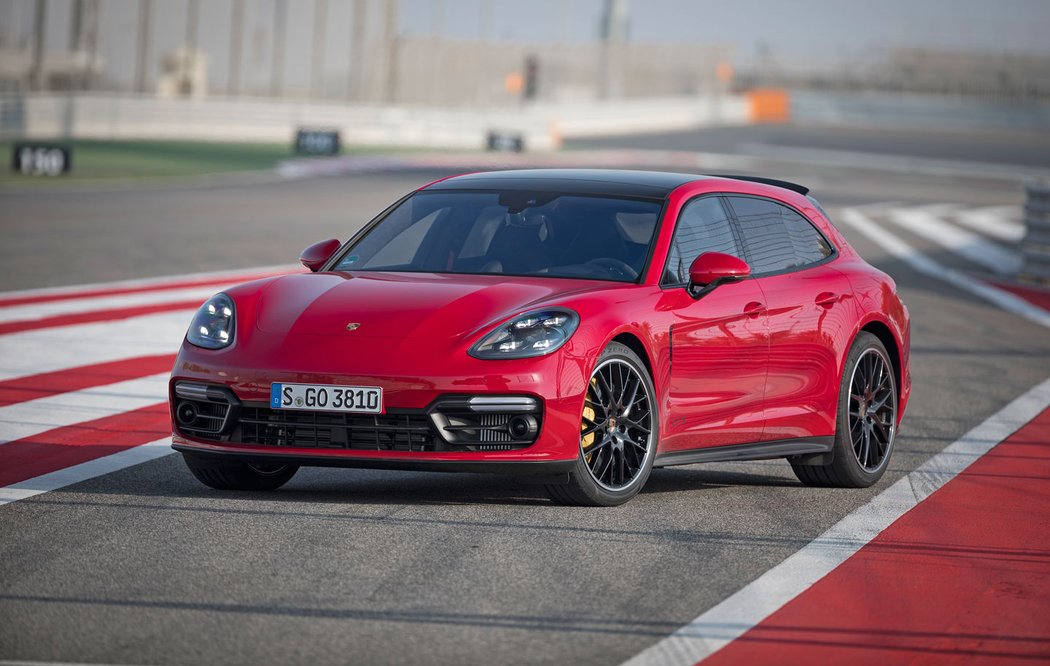 Porsche Panamera GTS Sport Turismo