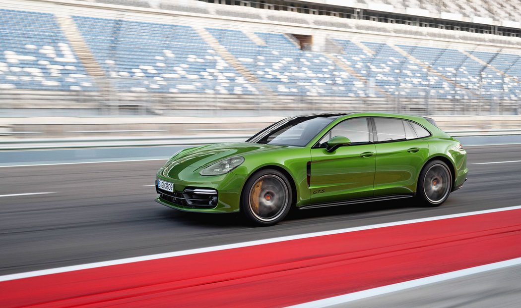 Porsche Panamera GTS Sport Turismo