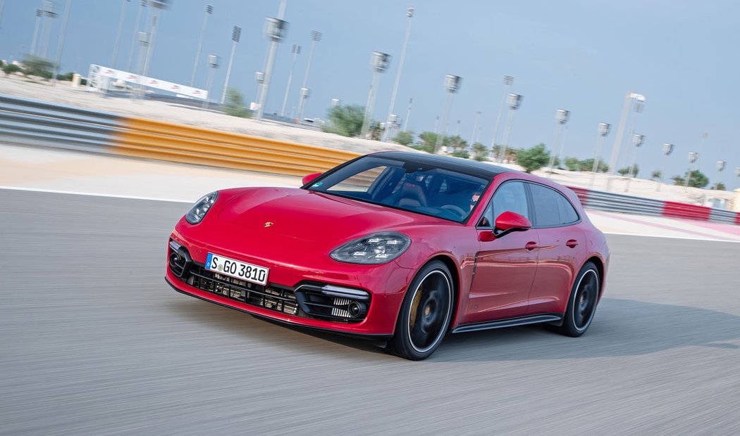 Porsche Panamera GTS Sport Turismo