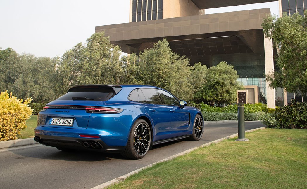 Porsche Panamera GTS Sport Turismo