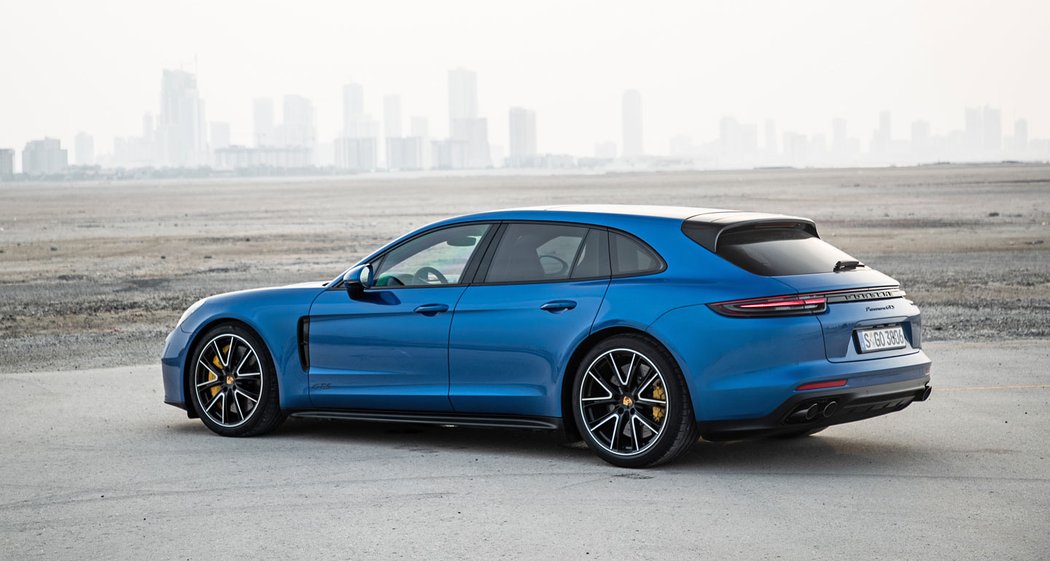 Porsche Panamera GTS Sport Turismo