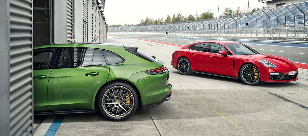 Porsche Panamera GTS Sport Turismo