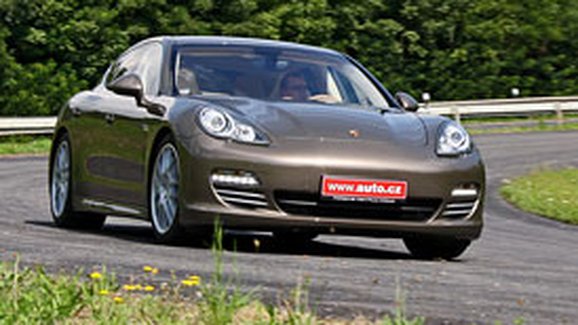 TEST Porsche Panamera 4S: První jízdní dojmy