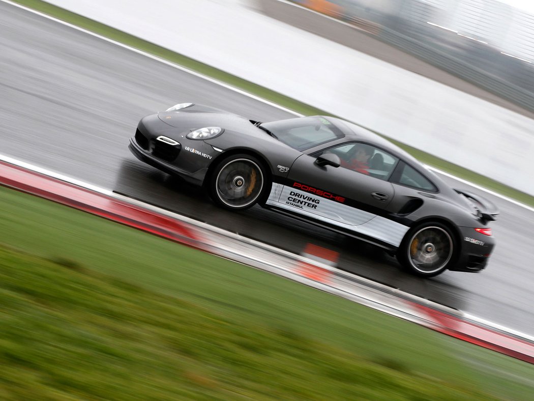 Porsche Driving Academy