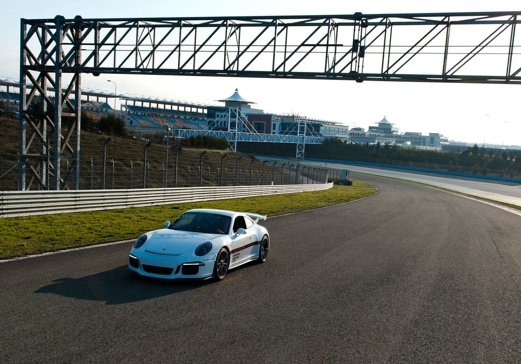 Porsche Driving Academy