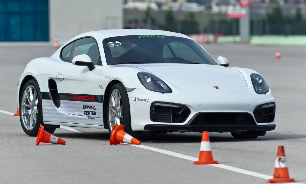 Porsche Driving Academy