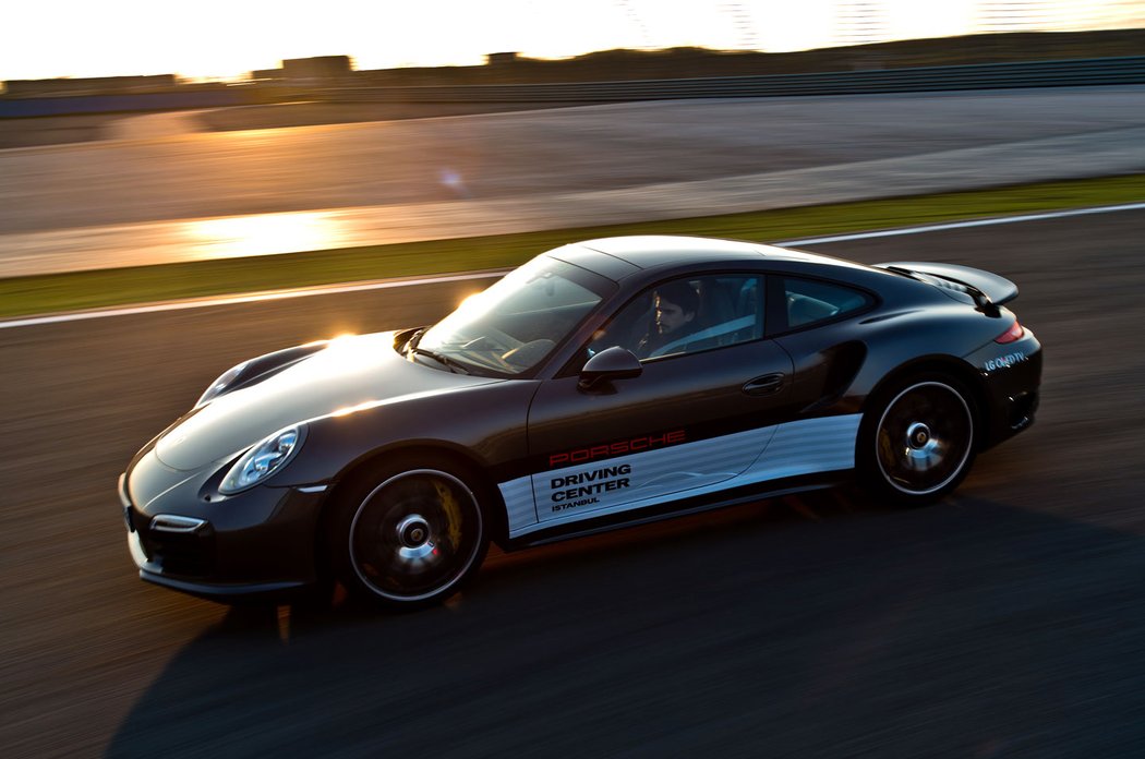 Porsche Driving Academy