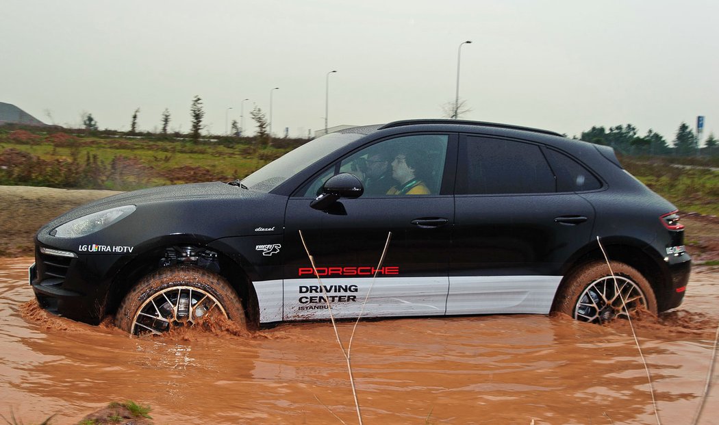 Porsche Driving Academy