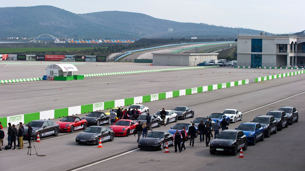 Porsche Driving Academy