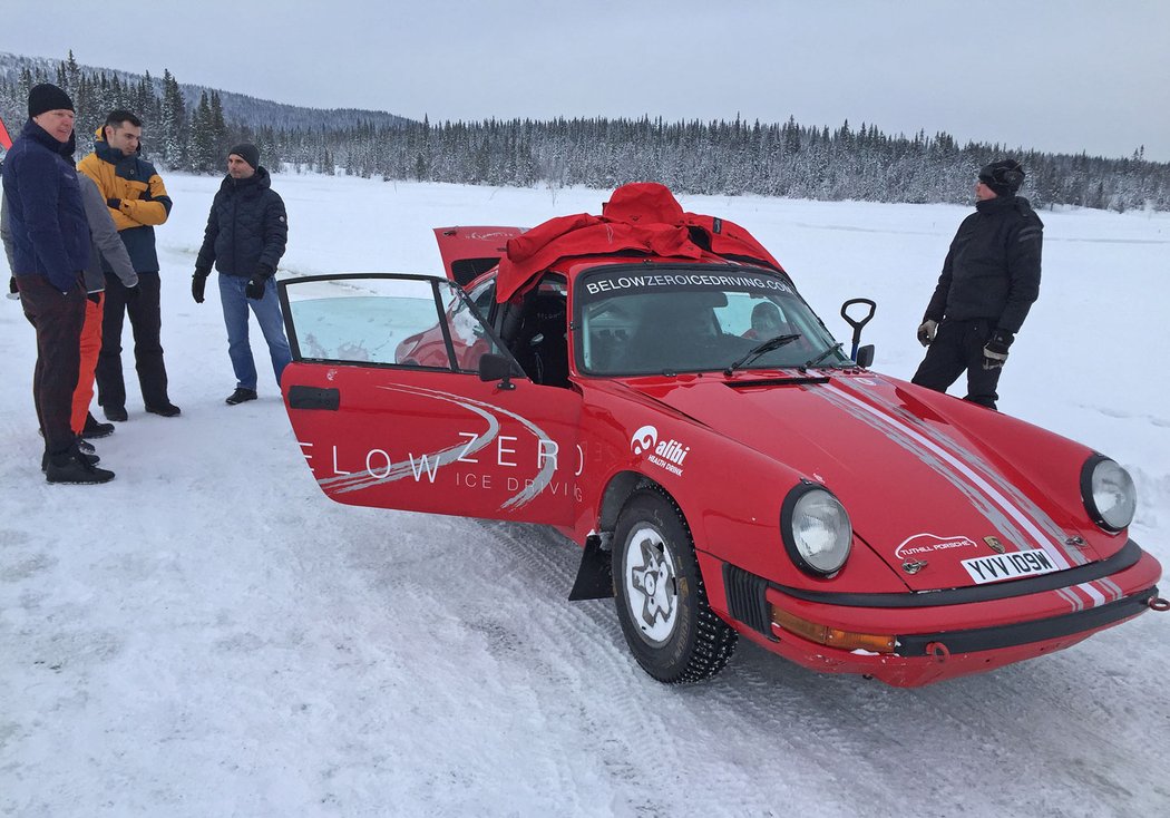 Porsche Below Zero Ice Driving