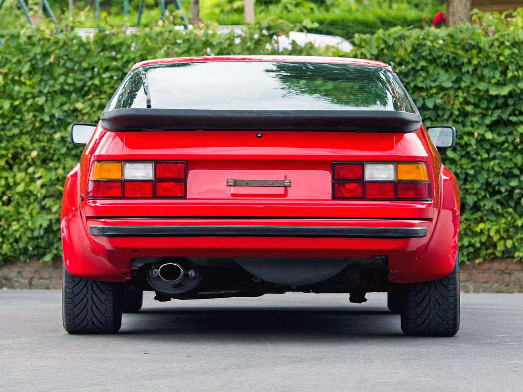 Porsche 924 Carrera GT