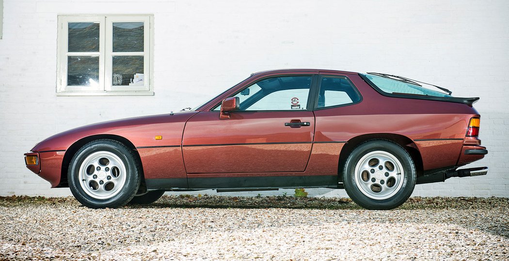 Porsche 924 S