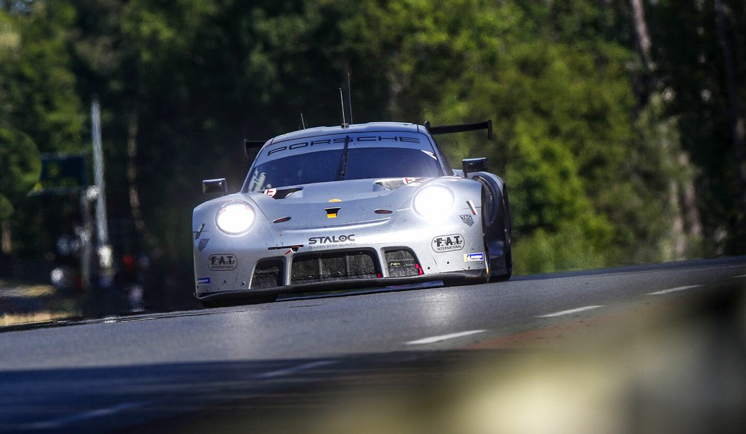 Porsche v Le Mans 2023 (pre-test)
