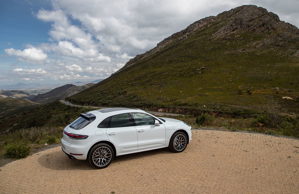 Porsche Macan Turbo