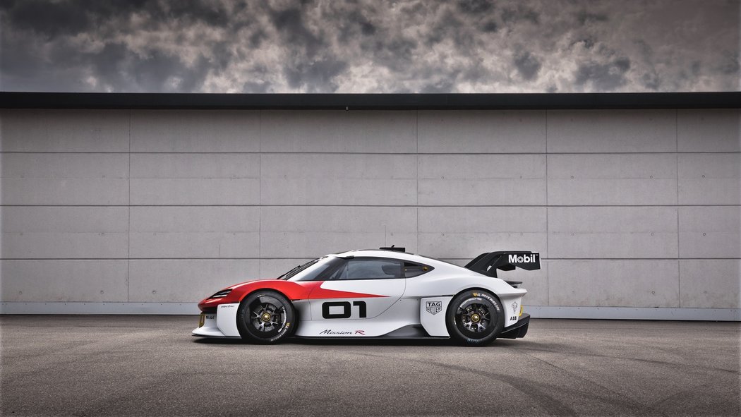 Porsche Mission R