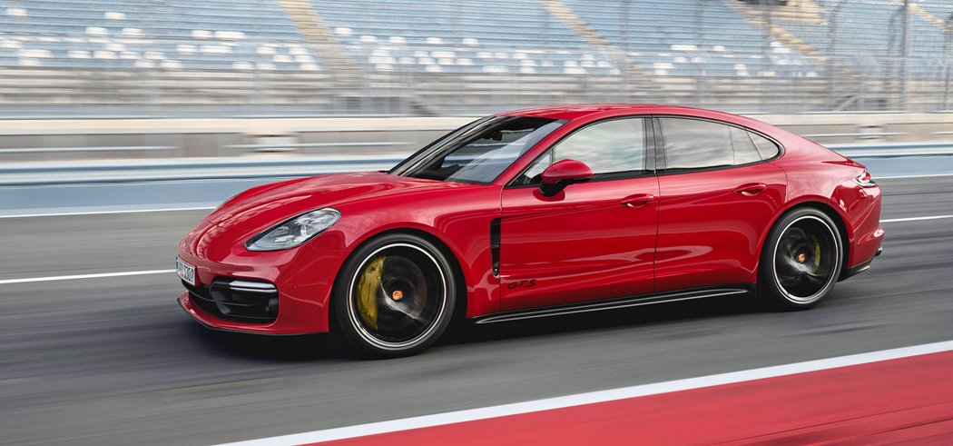 Porsche Panamera GTS