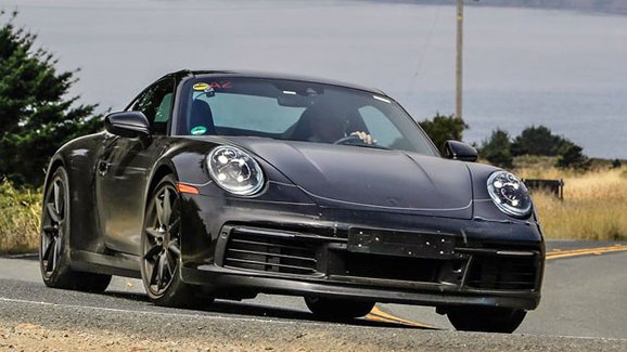 Nové Porsche 911 odhaluje detaily. Víme, kdy se představí a jak to bude s hybridem!