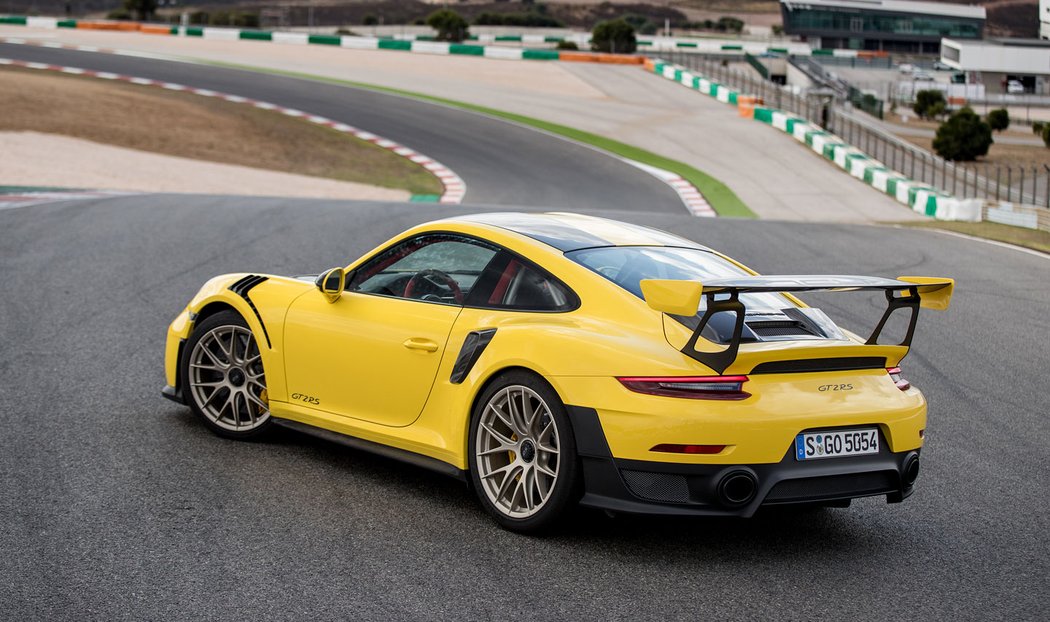 Porsche 911 GT2 RS