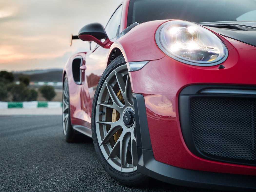 Porsche 911 GT2 RS