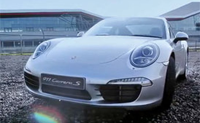 Video: Porsche 911 Carrera S – Ostřejší kupé v akci