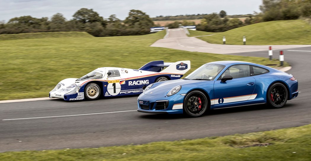 Porsche 911 Carrera 4 GTS British Legends Edition