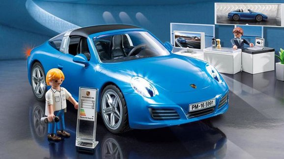 Lego není jediný výrobce stavebnic, který umí Porsche 911 (+video)