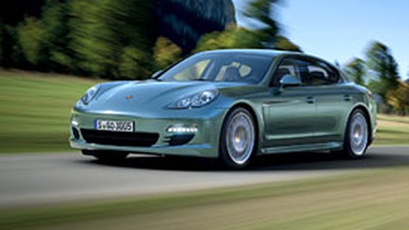 Porsche Panamera Diesel: Vznětový šestiválec, Tiptronic a pohon zadních kol