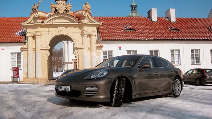 PORSCHE PANAMERA 4S