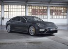 Vrcholné Porsche Panamera Turbo S E-Hybrid přijíždí s výkonem 700 koní