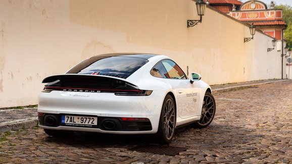 Elektrické Porsche 911 zůstává v nedohlednu, hybrid bude velmi sportovní